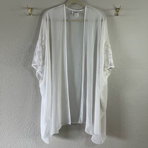 Natori for Neiman Marcus OS white short sheer chiffon open caftan style robe